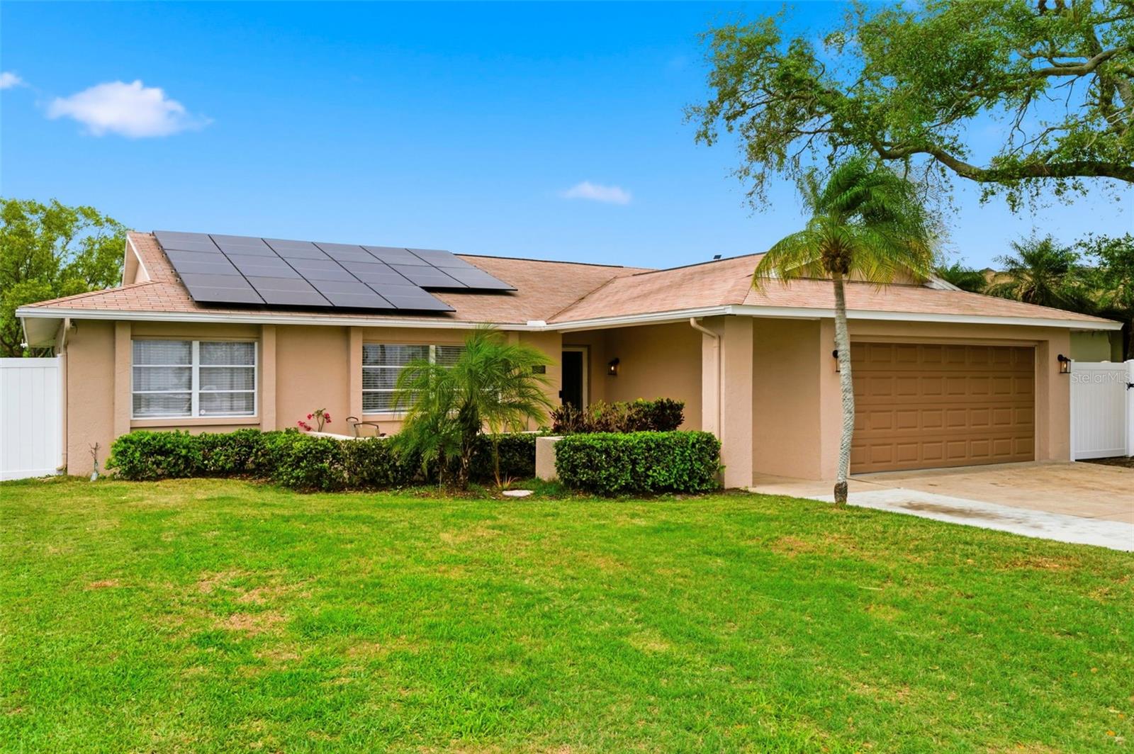 3022 Jackson Dr, Holiday, FL 34691