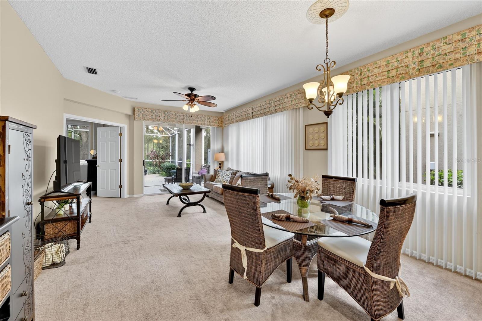 8512 54 Avenue Cir, Bradenton, FL 34211 photo