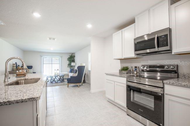 16287 Melon Rd, Weeki Wachee, FL 34614 photo
