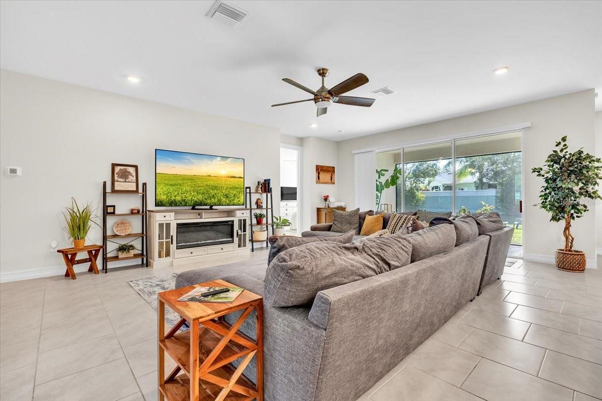 2065 Nuremberg Blvd, Punta Gorda, FL 33983 photo