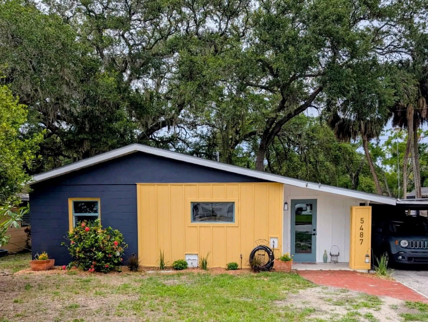 5487 70 Way, Saint Petersburg, FL 33709