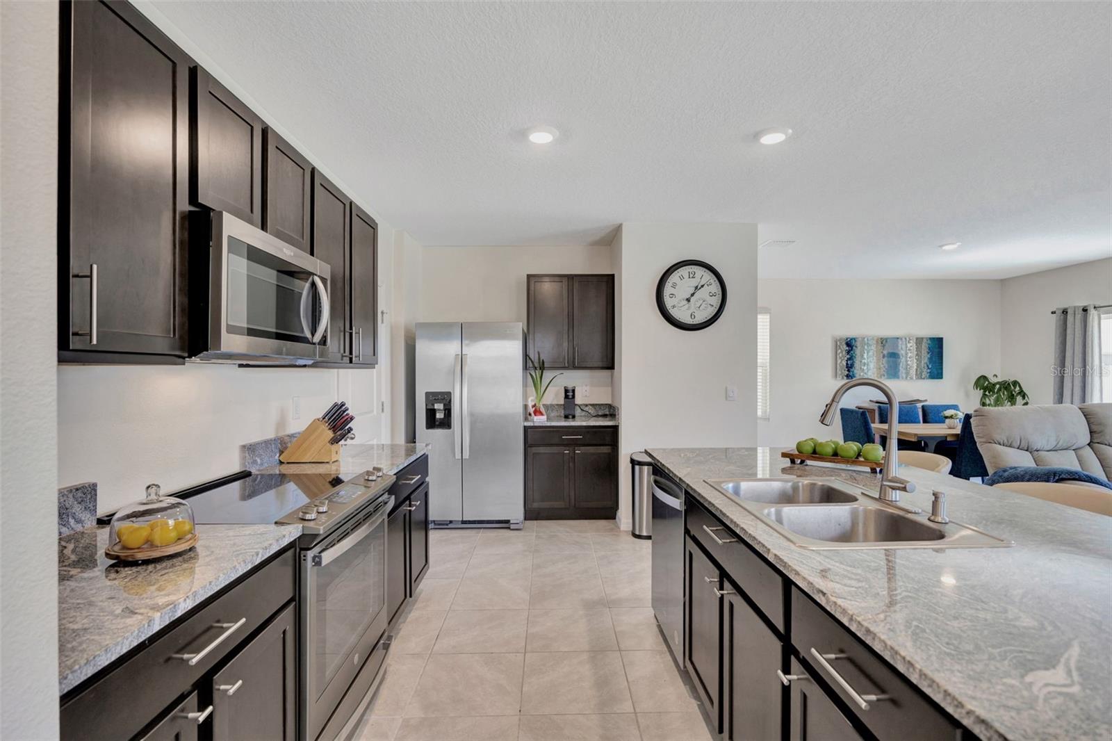 5758 Hollingworth Trl, Wesley Chapel, FL 33545 photo