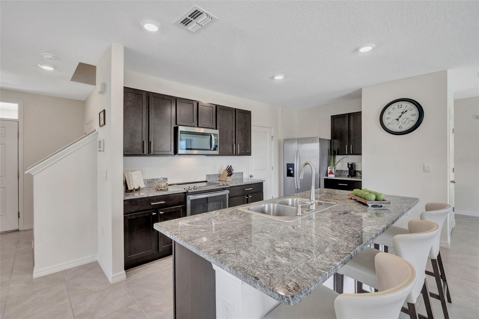 5758 Hollingworth Trl, Wesley Chapel, FL 33545 photo