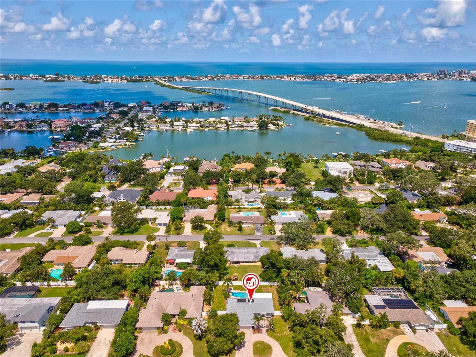 118 Live Oak Ln, Largo, FL 33770 photo