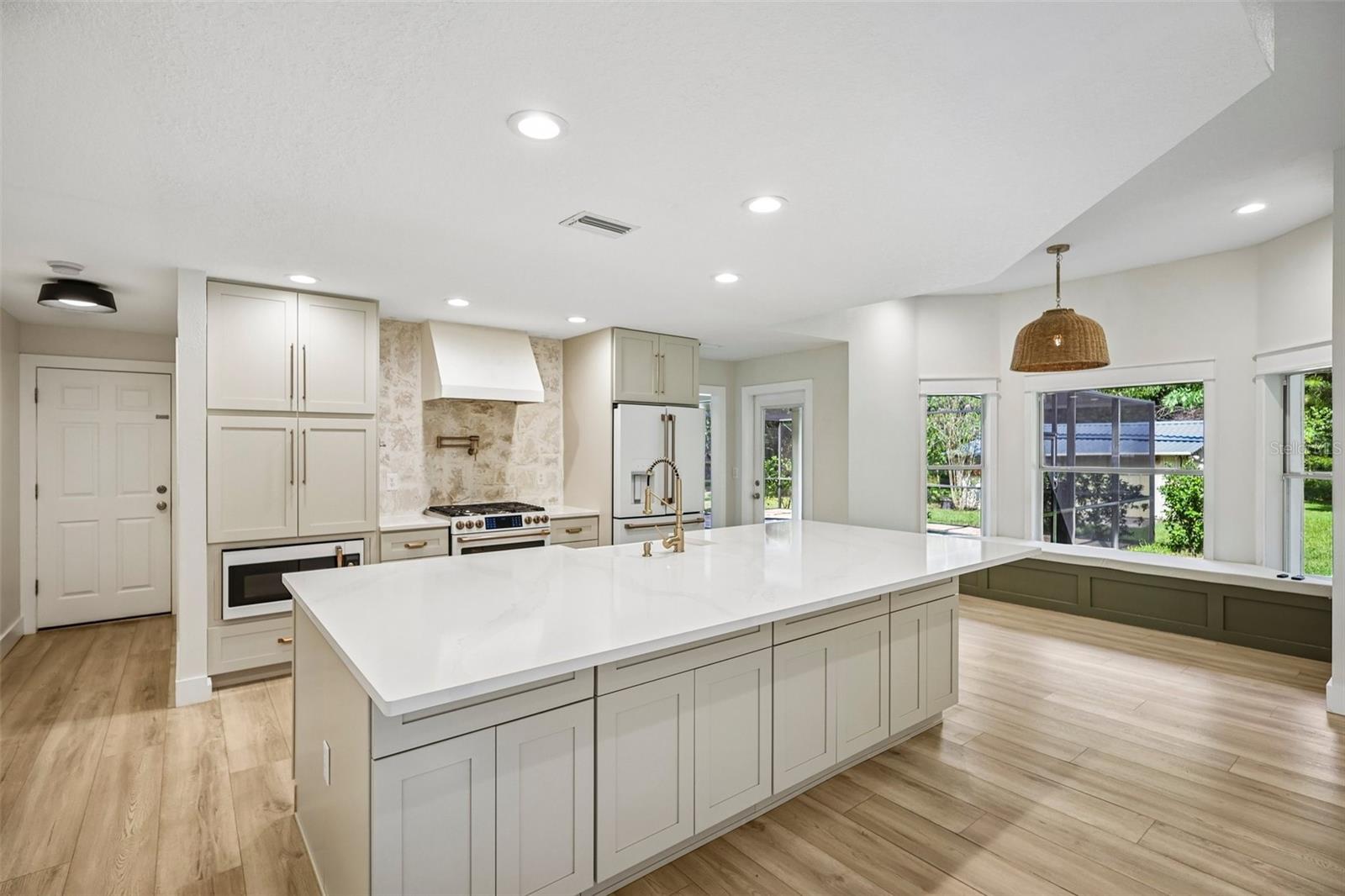 33245 Mandrake Rd, Wesley Chapel, FL 33543 photo
