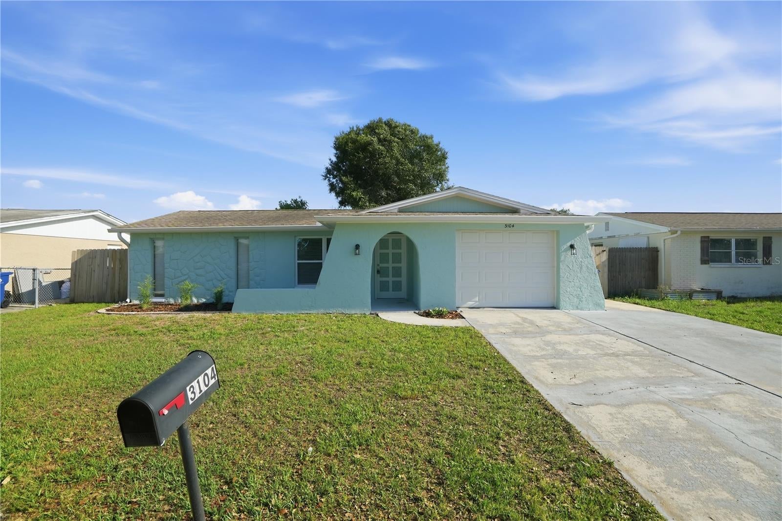 3104 Salisbury Dr, Holiday, FL 34691 photo