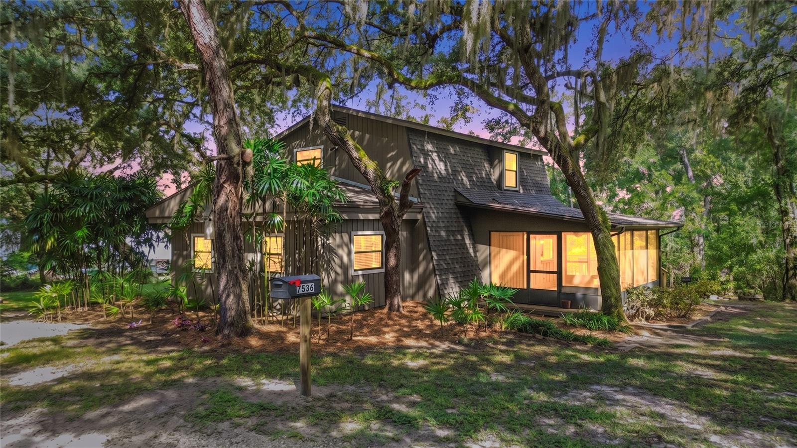 7536 Bobcat Pt, Floral City, FL 34436