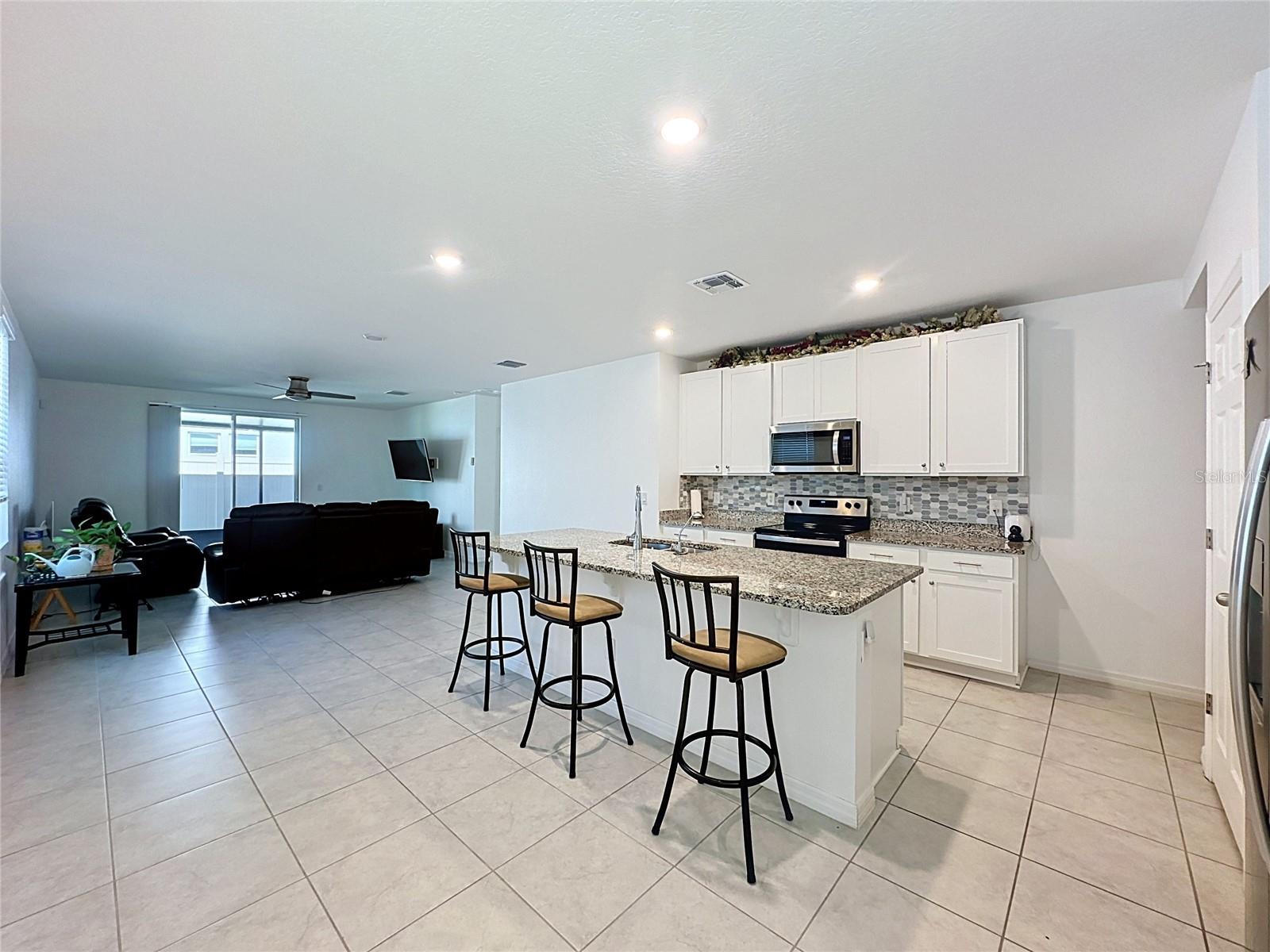 3442 Monaco Ln, Davenport, FL 33897 photo