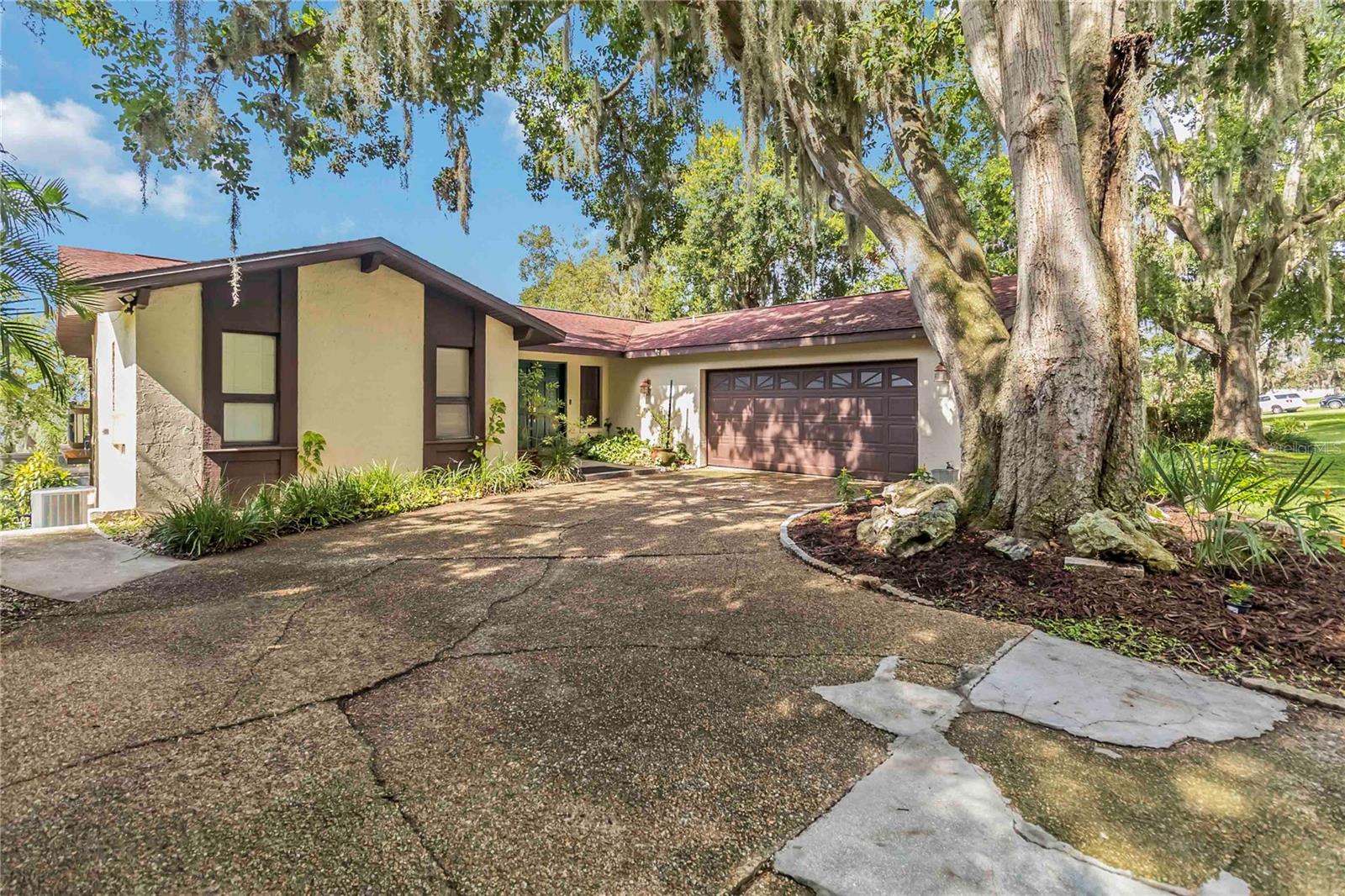 Single Family Residence in CLERMONT FL 11210 ELDERBERRY COURT 43.jpg