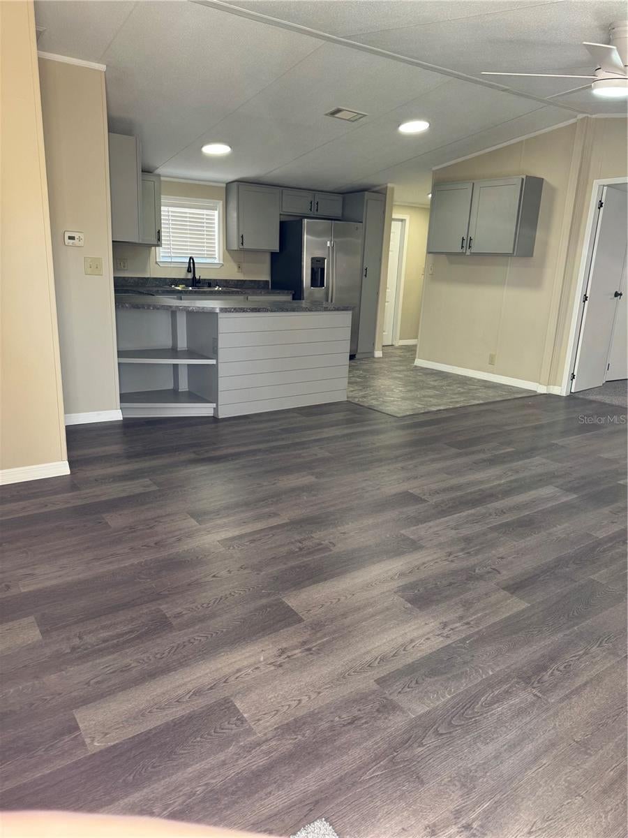 5525 W Evans St, Coleman, FL 33521 photo
