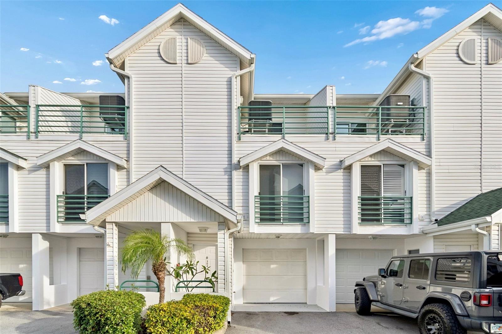 320 Island Way 304, Clearwater Beach, FL 33767