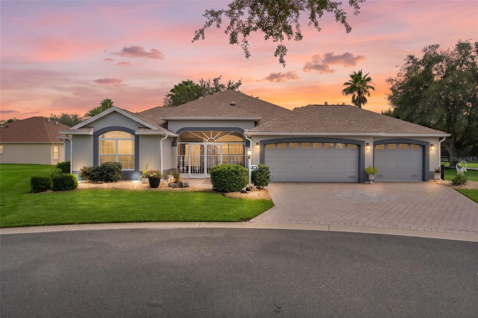 1555 Cope Pl, The Villages, FL 32162