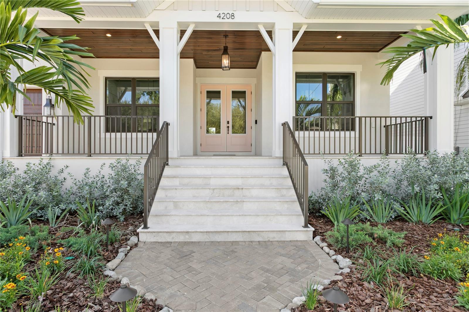4208 W Vasconia St, Tampa, FL 33629 photo