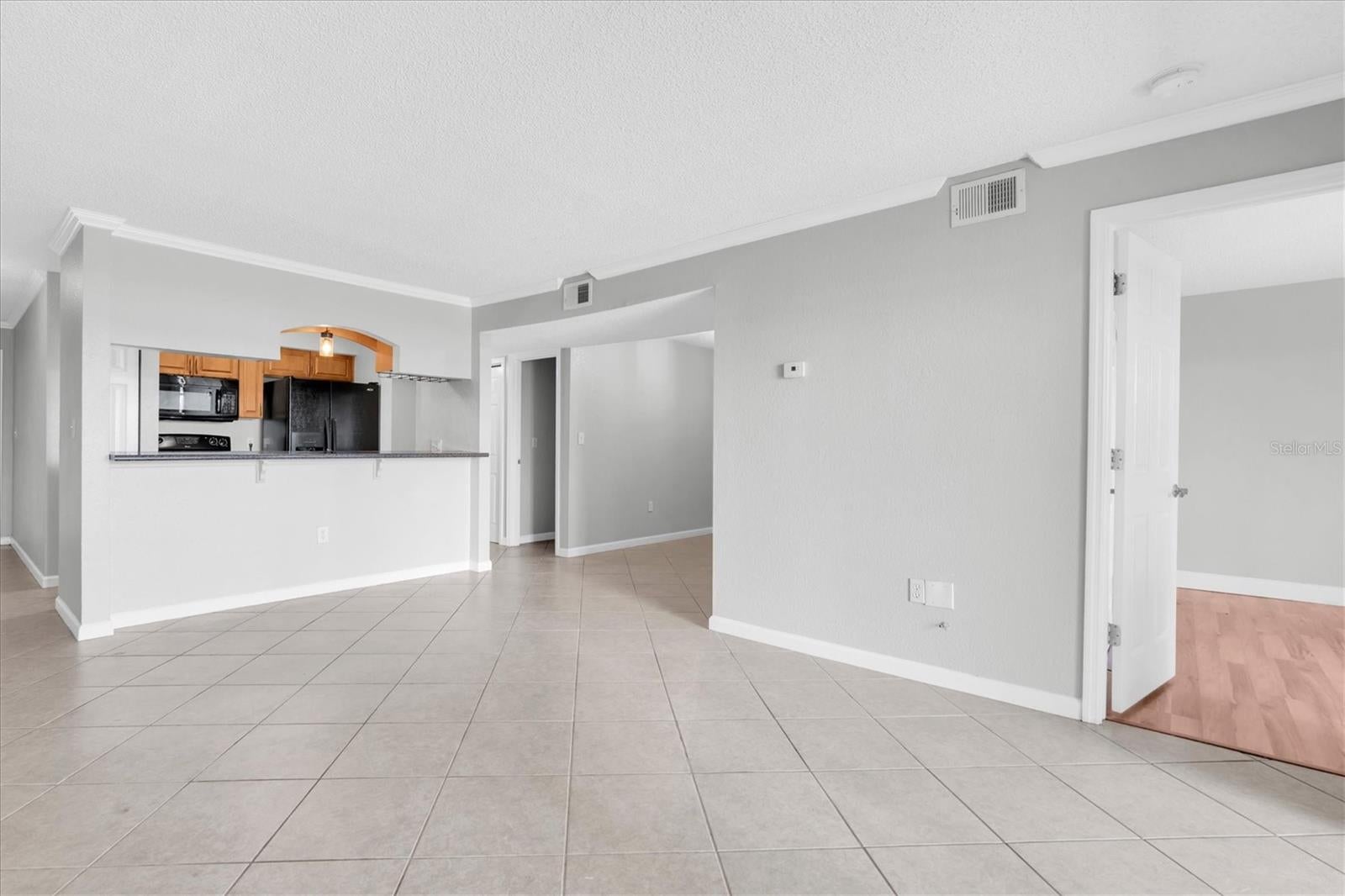 10103 Sailwinds Blvd #105, Largo, FL 33773 photo