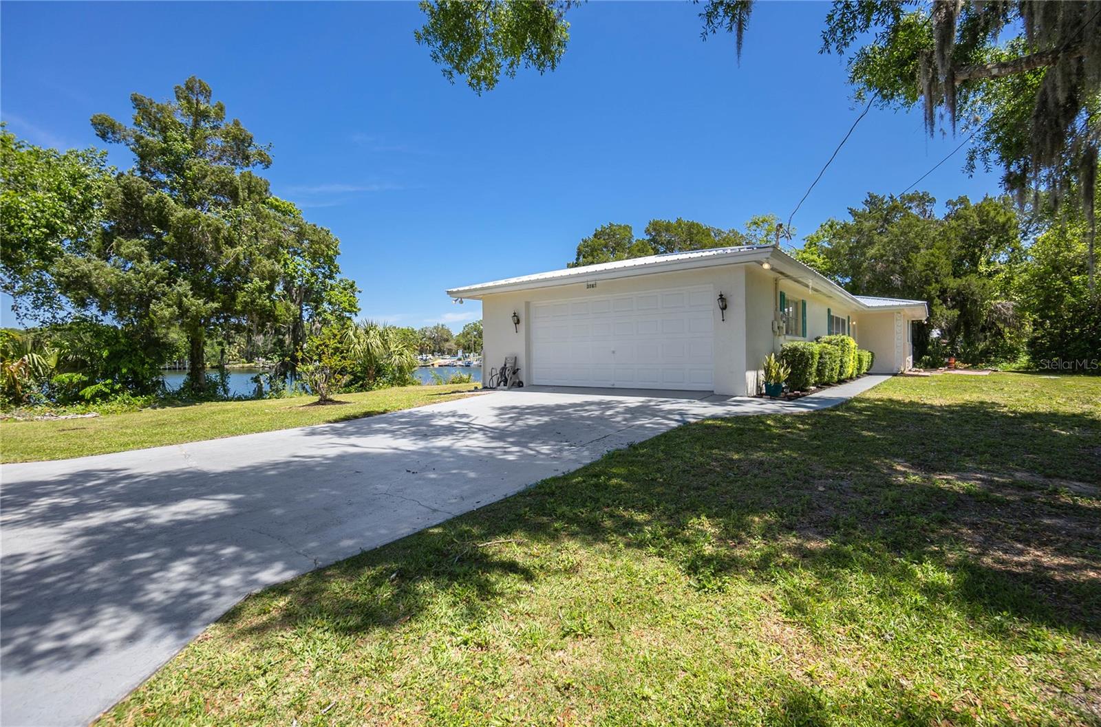 3861 N Ringdove Pt, Crystal River, FL 34428 photo