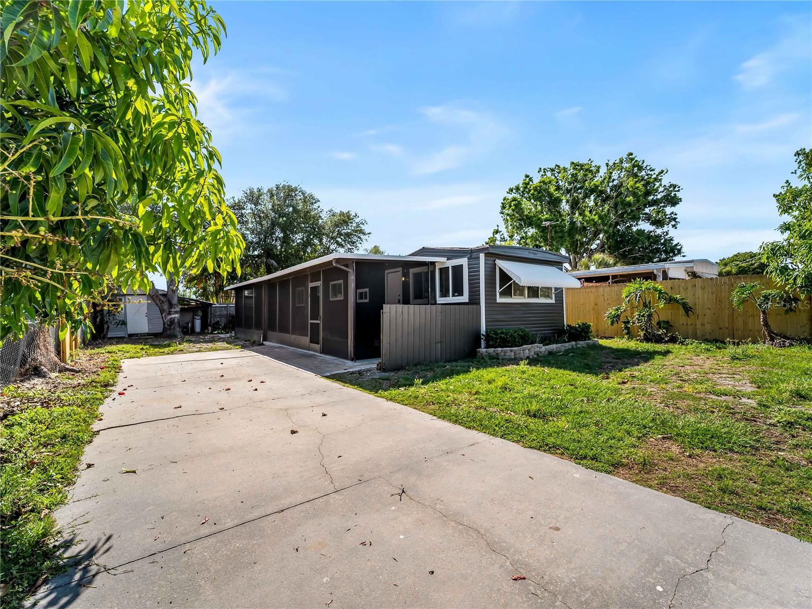 110 Verona St, Nokomis, FL 34275 photo