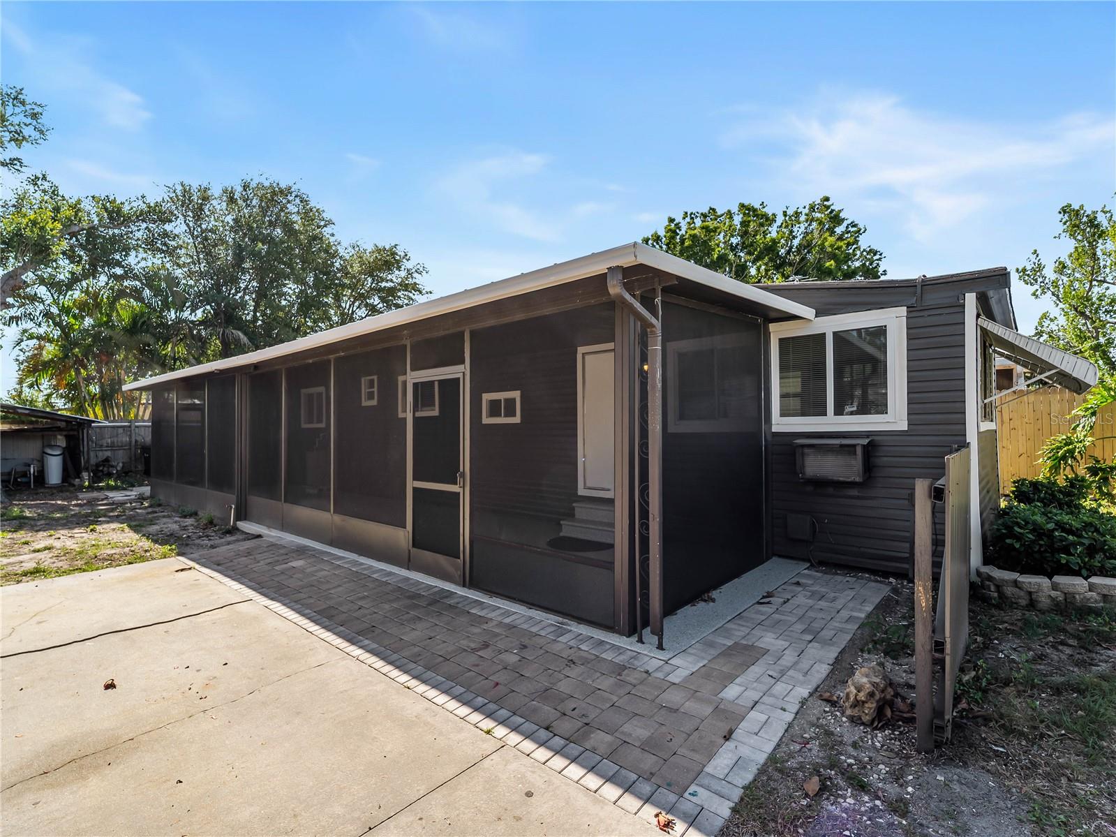 110 Verona St, Nokomis, FL 34275