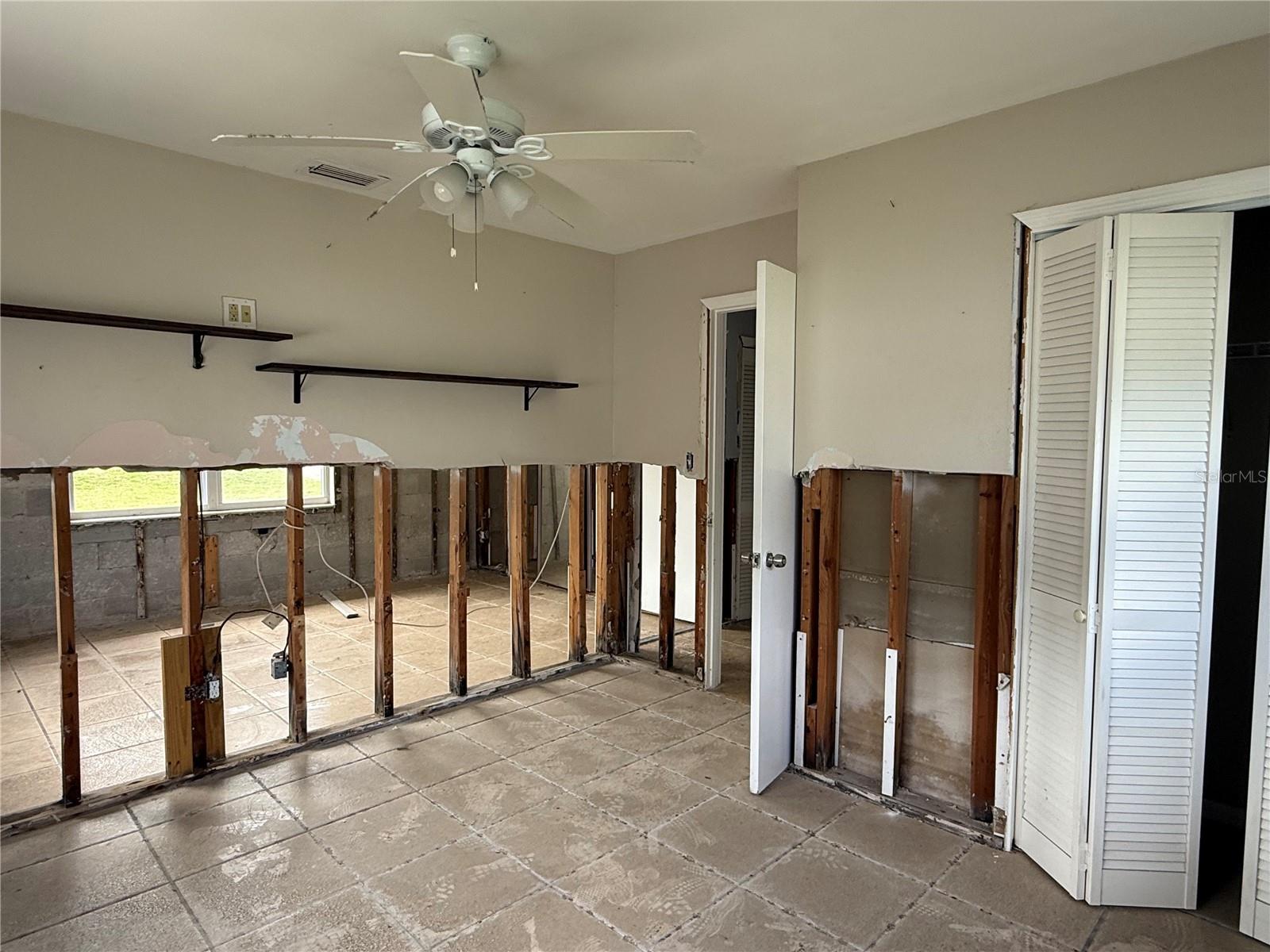 321 83 Ave, Saint Petersburg, FL 33702 photo