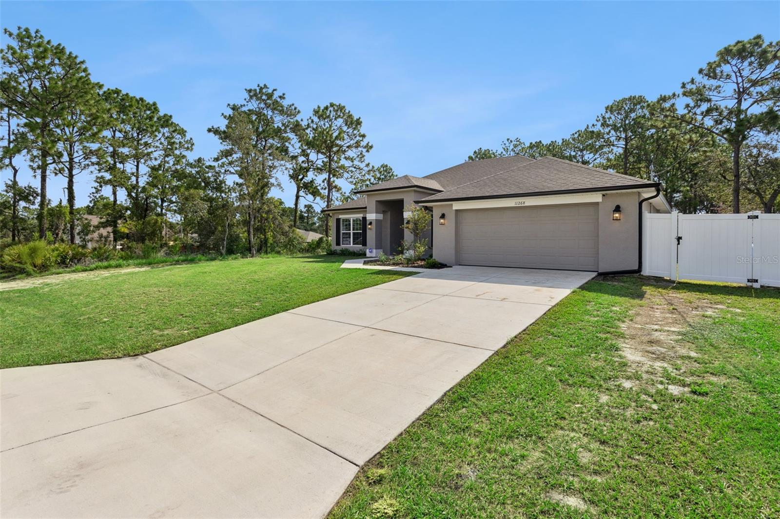 11268 Kodiak Wren Rd, Weeki Wachee, FL 34614 photo