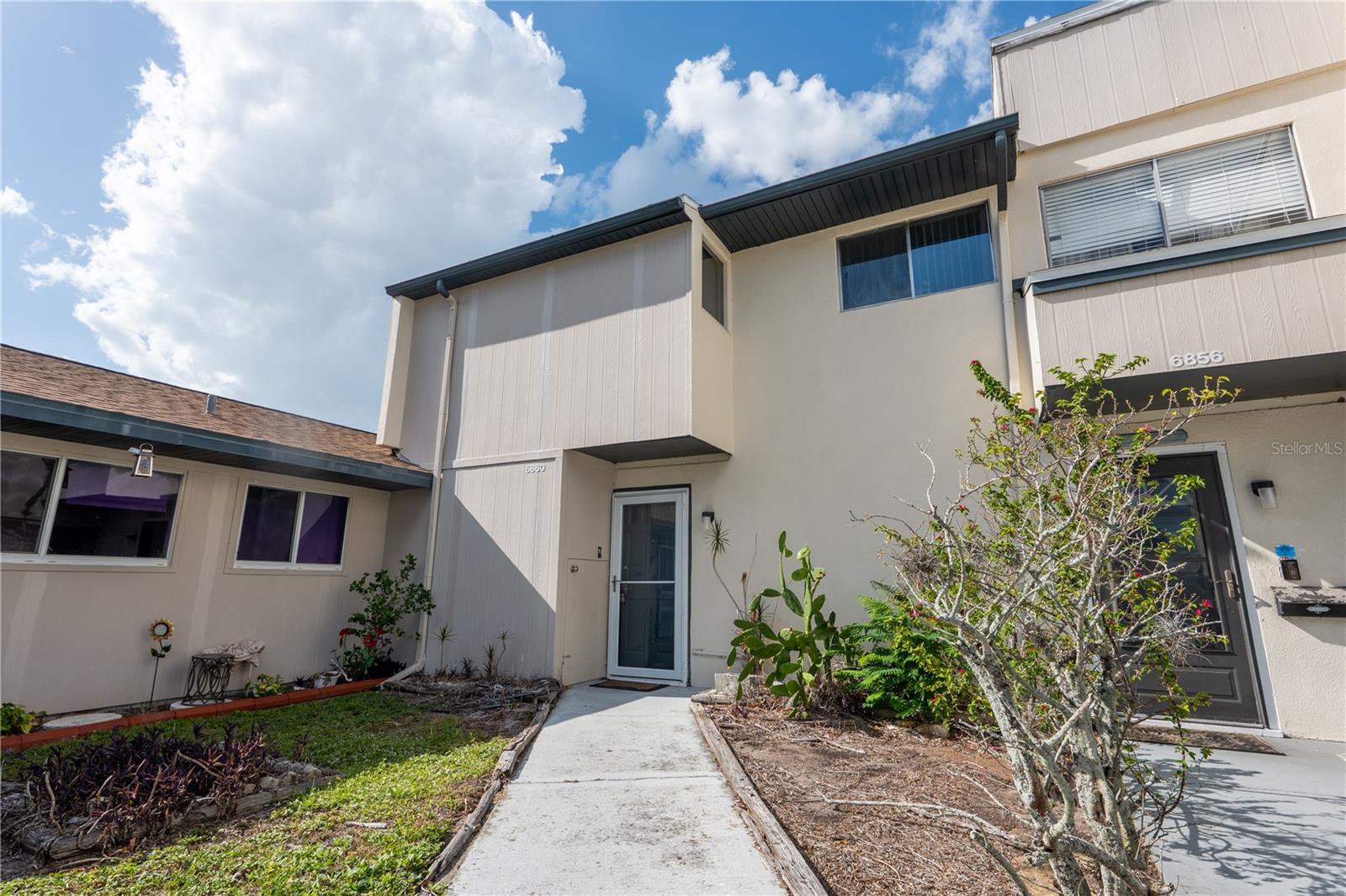 6860 Whitman Ct #32 B, Sarasota, FL 34243 photo