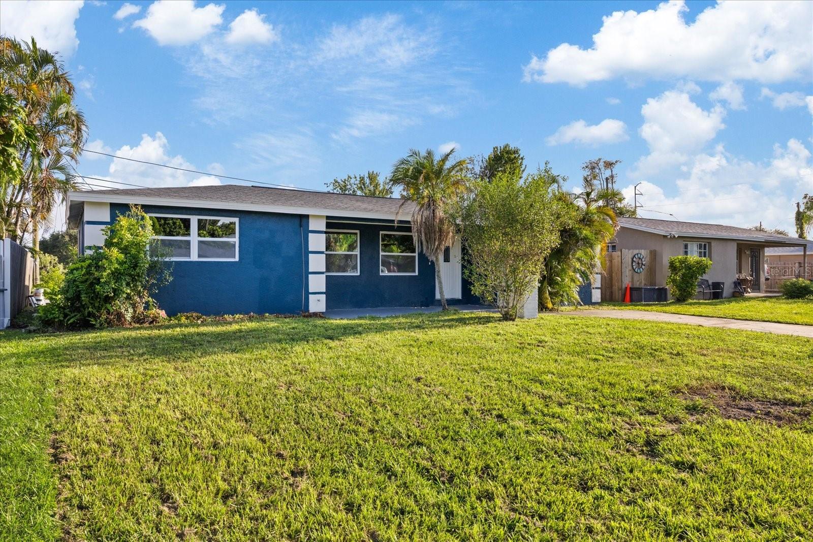 2698 46 Ave, Saint Petersburg, FL 33714 photo