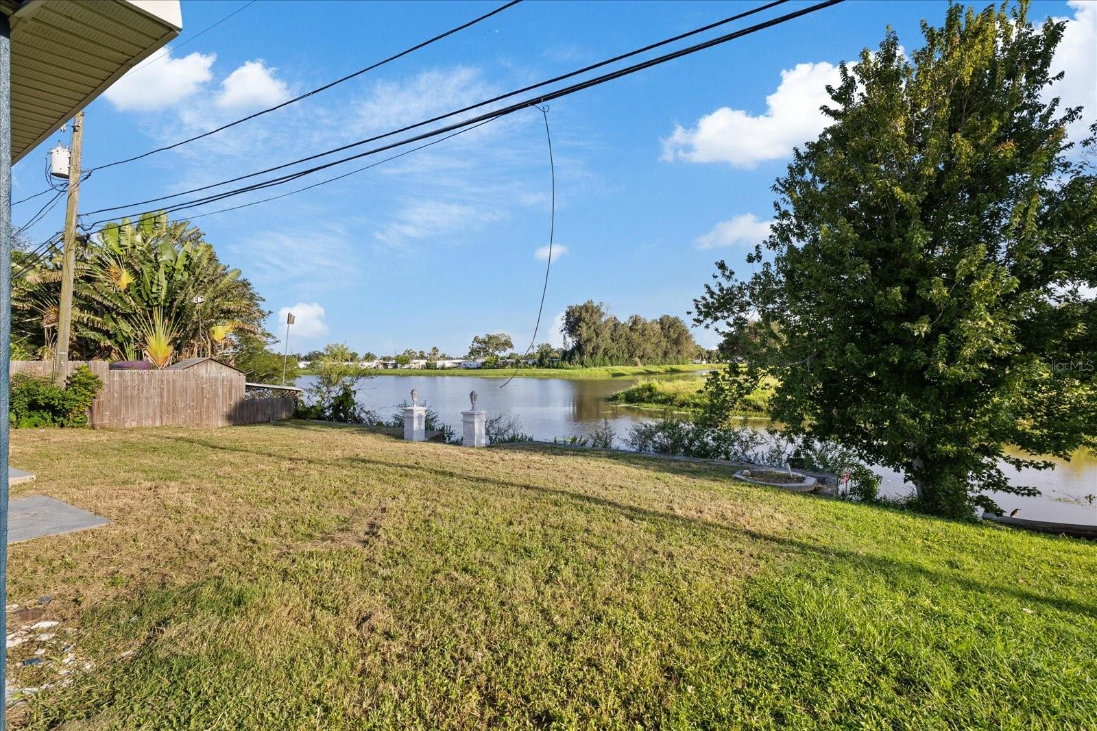 2698 46 Ave, Saint Petersburg, FL 33714 photo