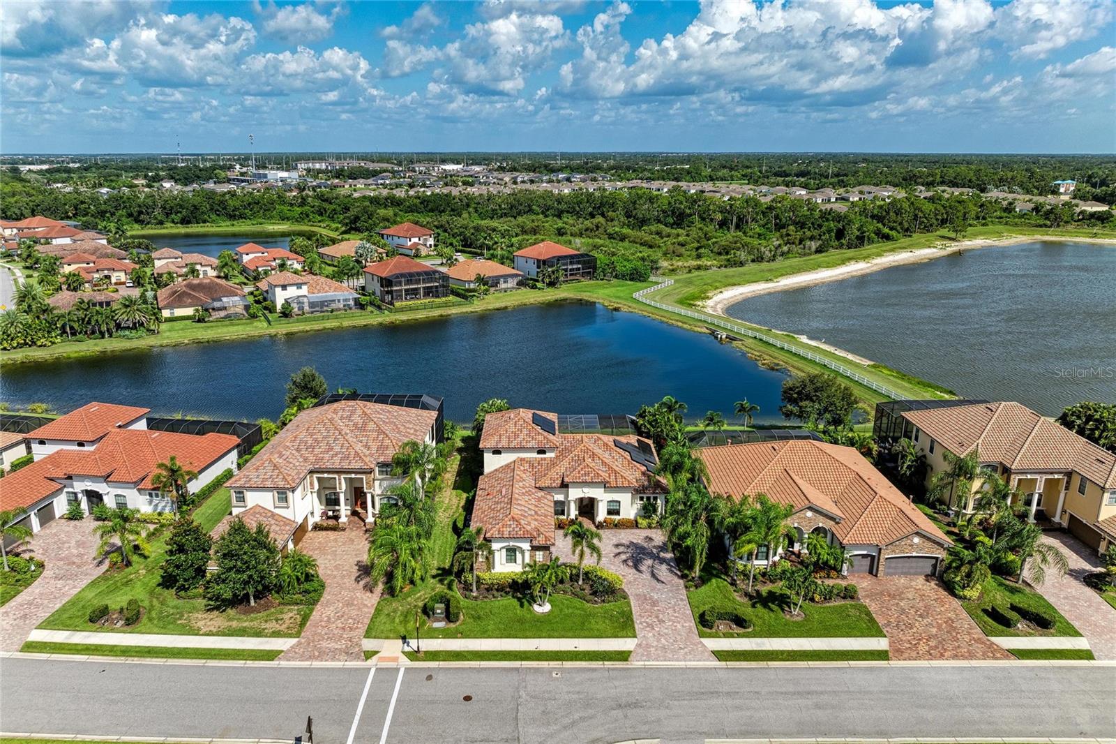5664 Cloverleaf Run, Lakewood Ranch, FL 34211 photo