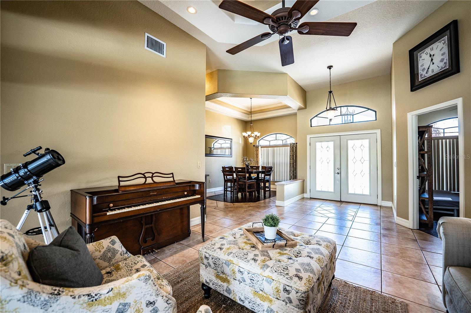 2205 Chesterfield Cir, Lakeland, FL 33813 photo