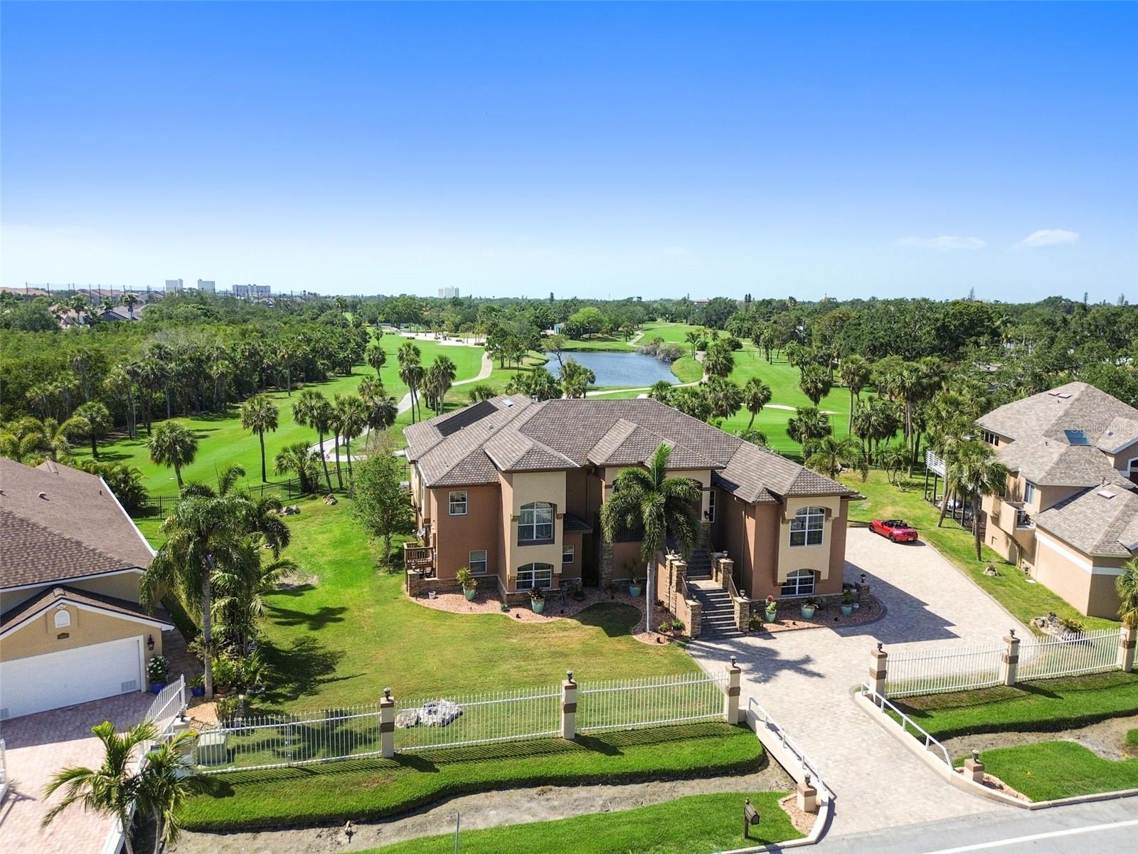 2605 59 St, Gulfport, FL 33707