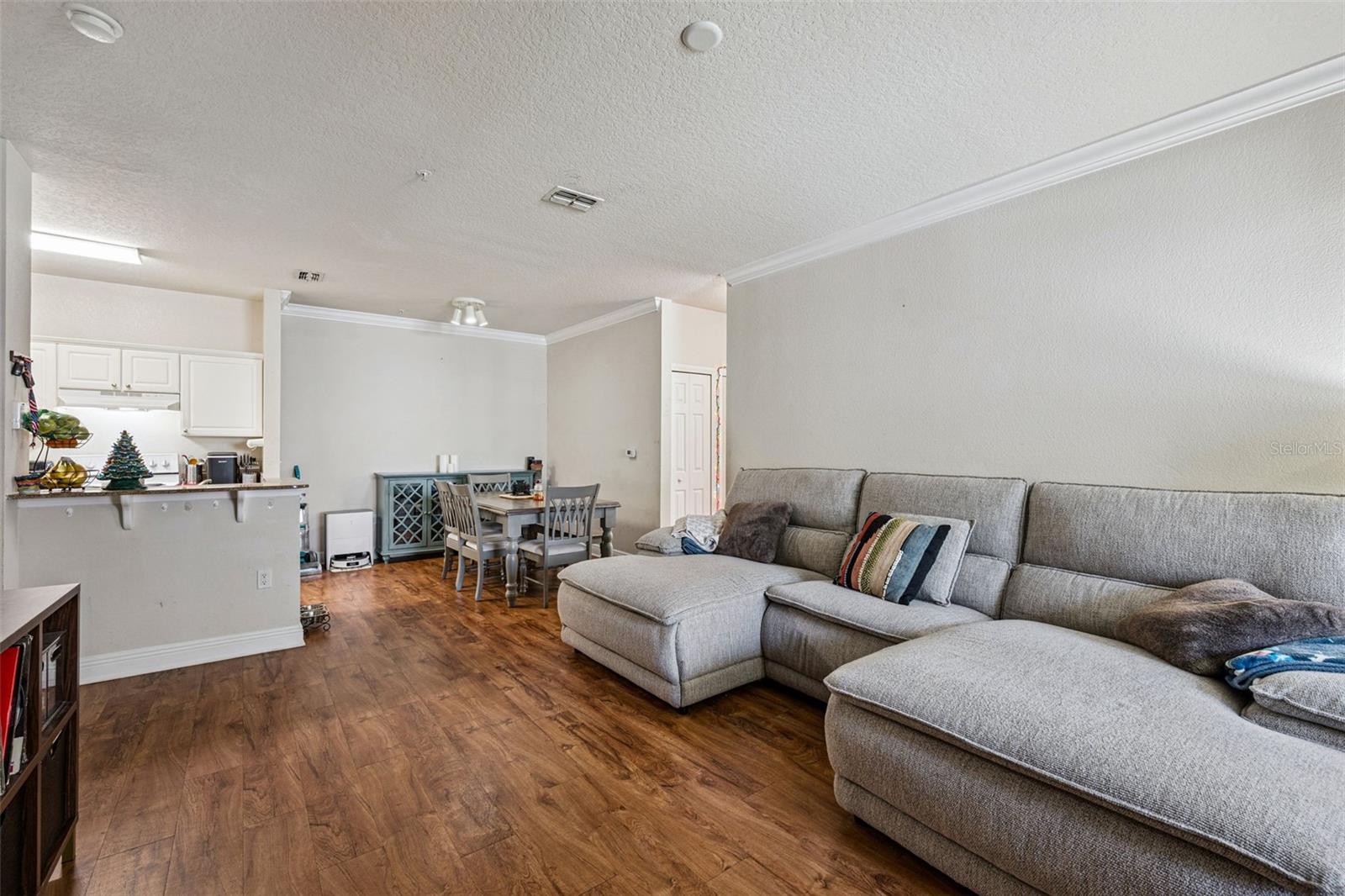 200 Southern Pecan Cir #104, Winter Garden, FL 34787 photo