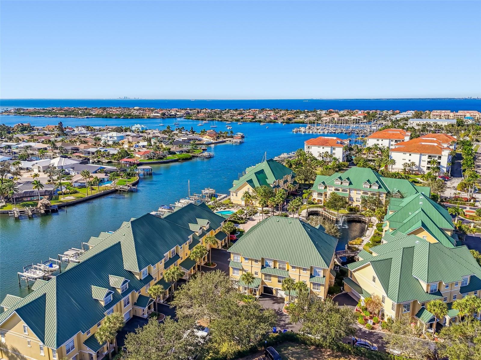 6331 Sunset Bay Cir, Apollo Beach, FL 33572