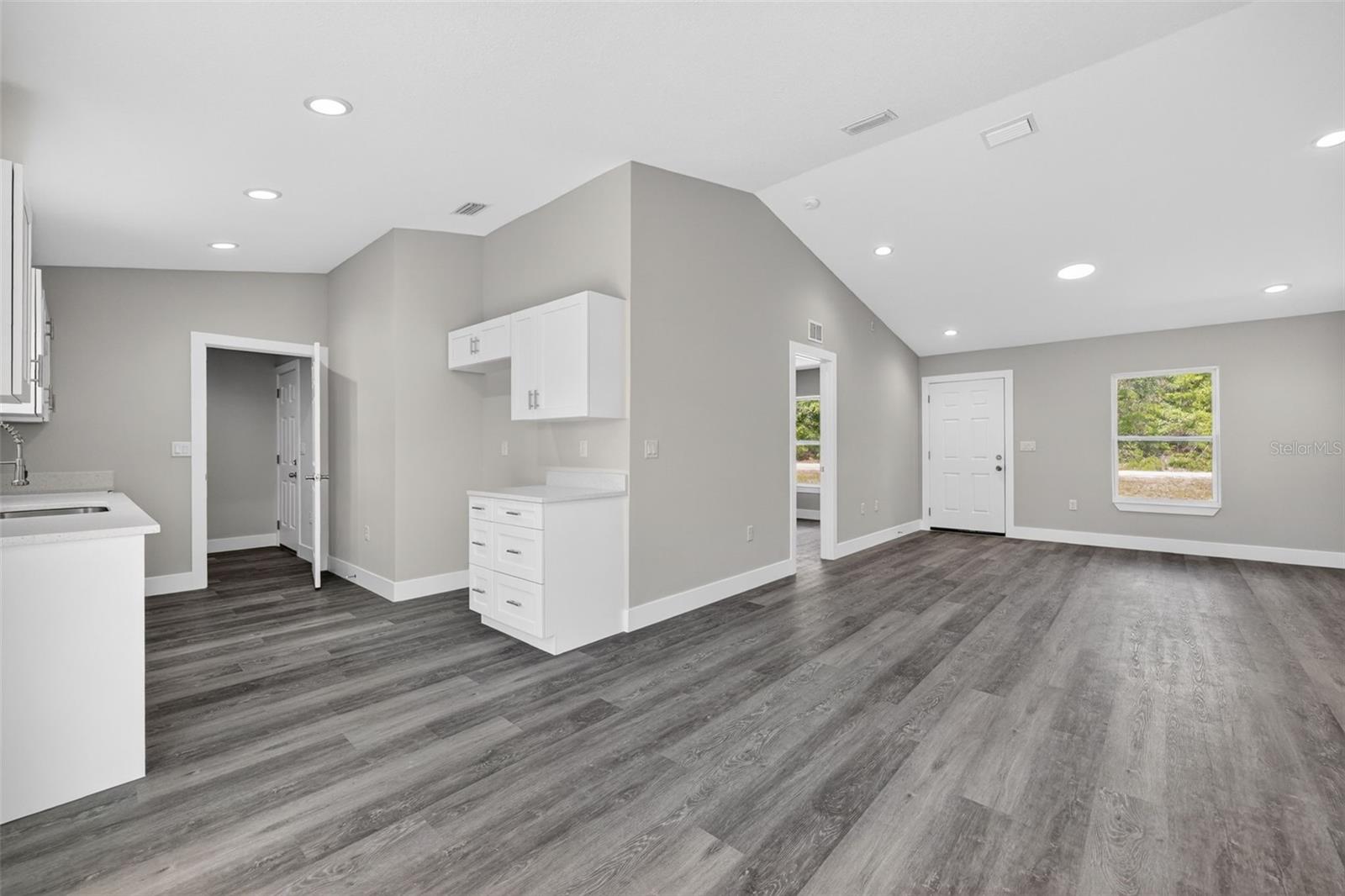 2556 SW 141 Ct, Ocala, FL 34481 photo