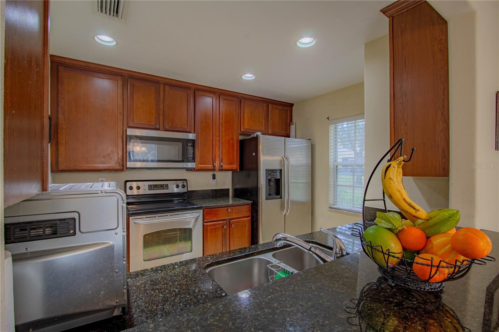 10917 Brickside Ct, Riverview, FL 33579 photo