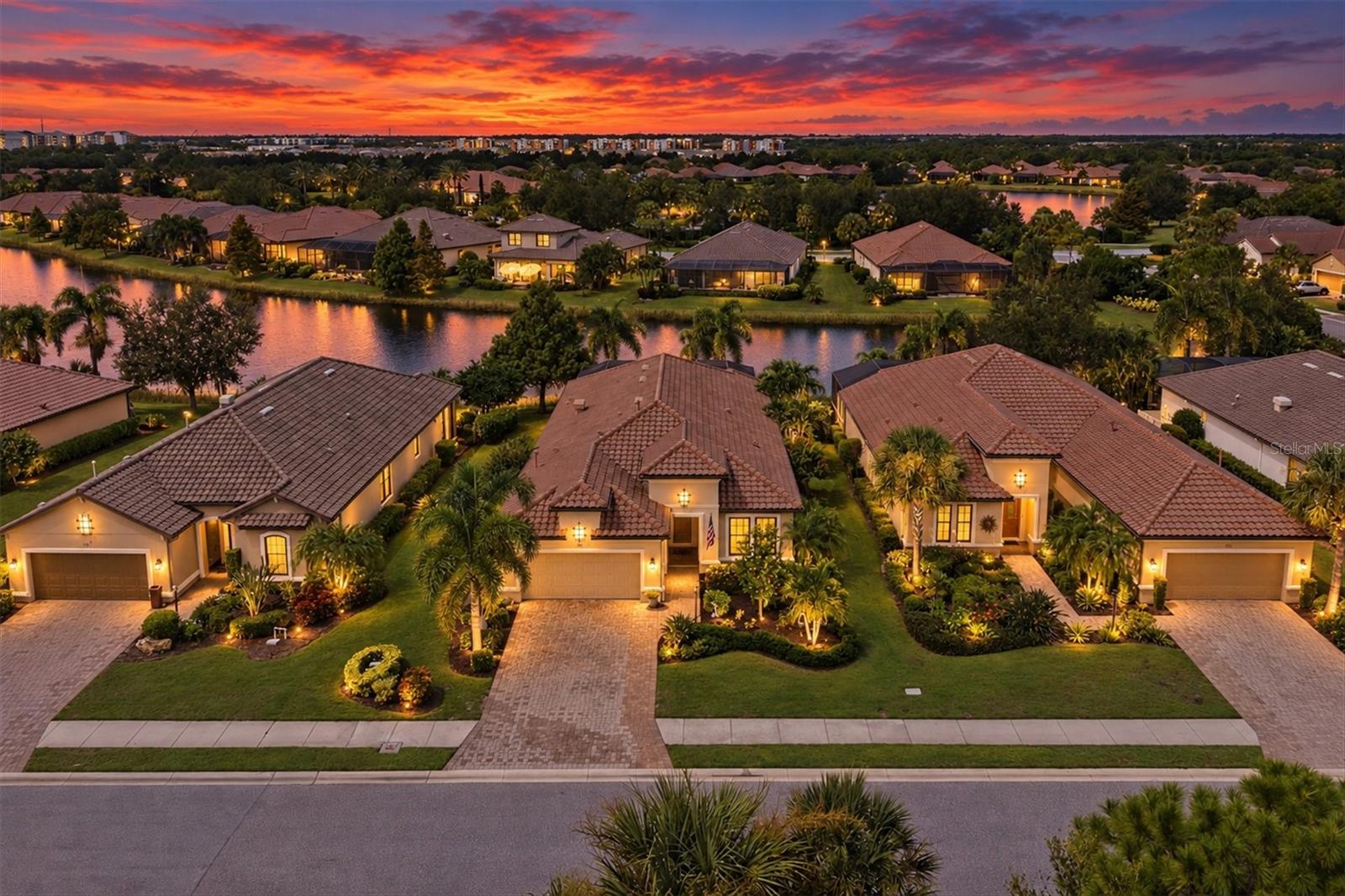 5214 Castello Ln, Bradenton, FL 34211 photo