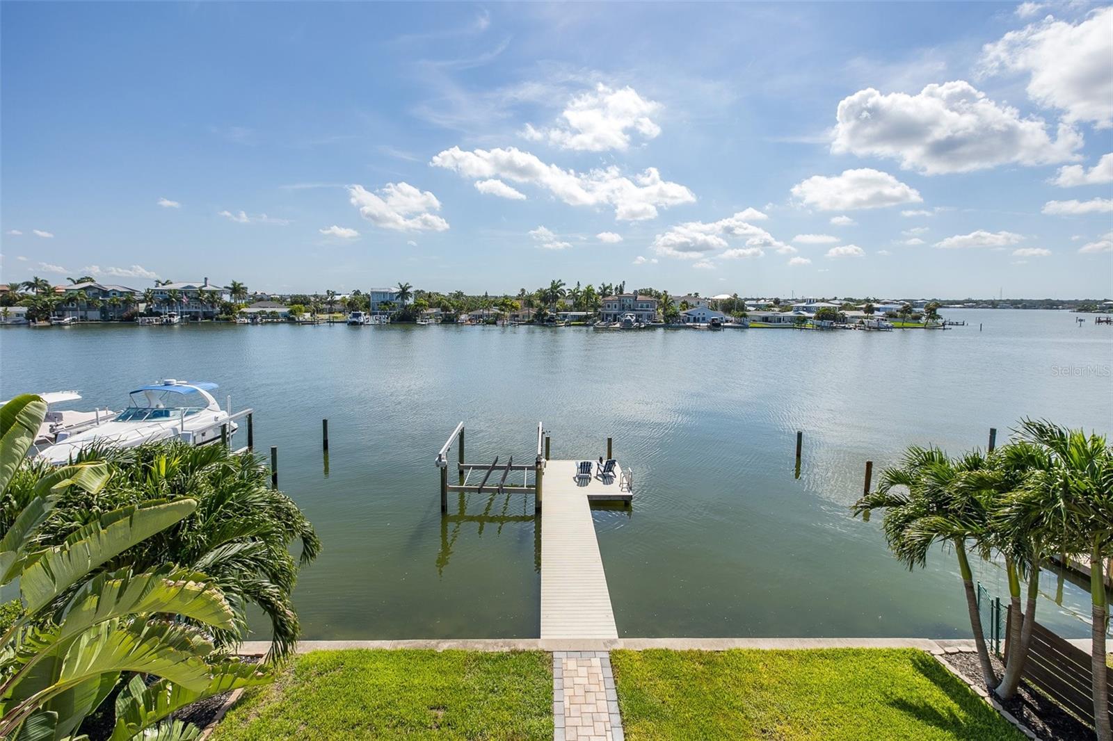 2501 Bay Blvd, Indian Rocks Beach, FL 33785 photo