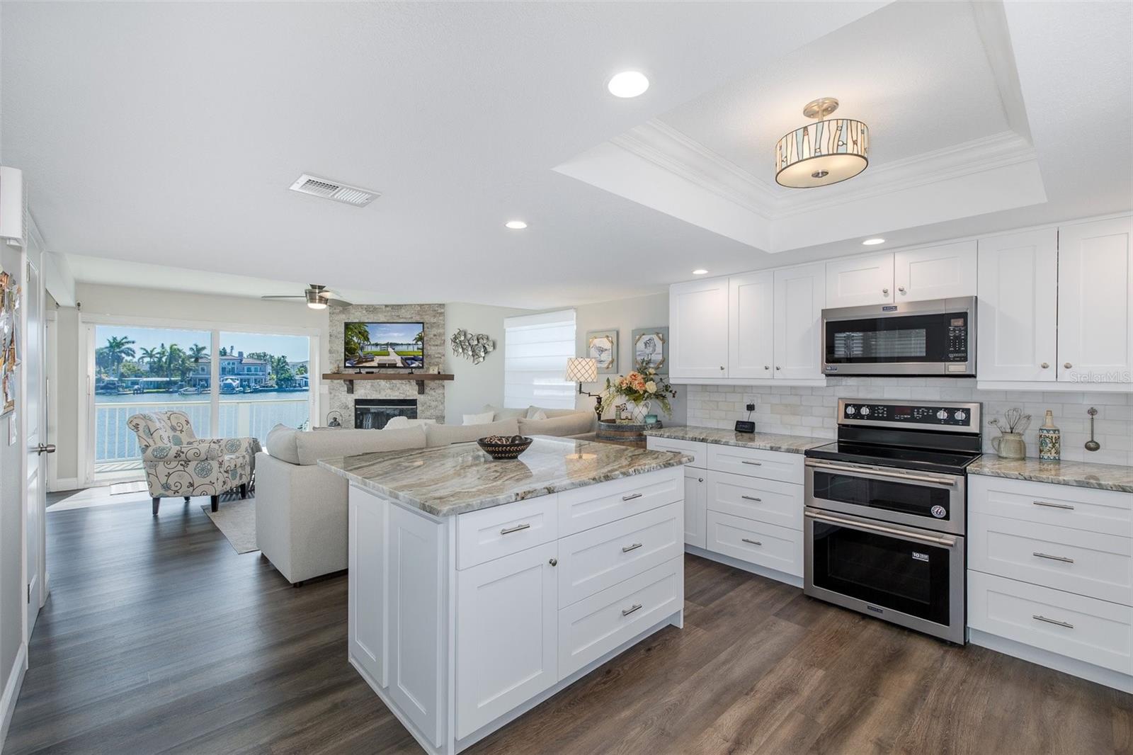 2501 Bay Blvd, Indian Rocks Beach, FL 33785 photo