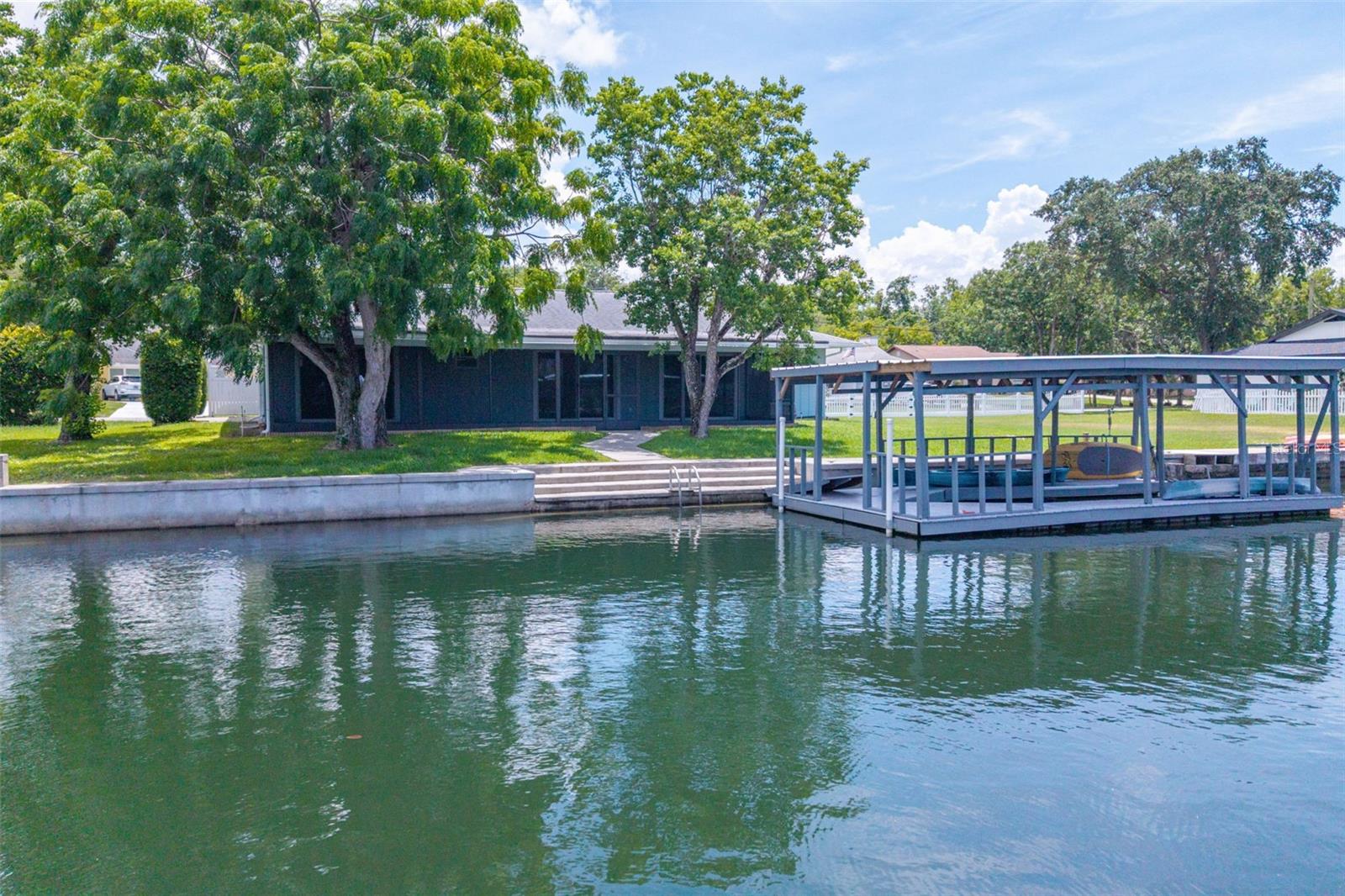 1218 SE 5 Ave, Crystal River, FL 34429 photo