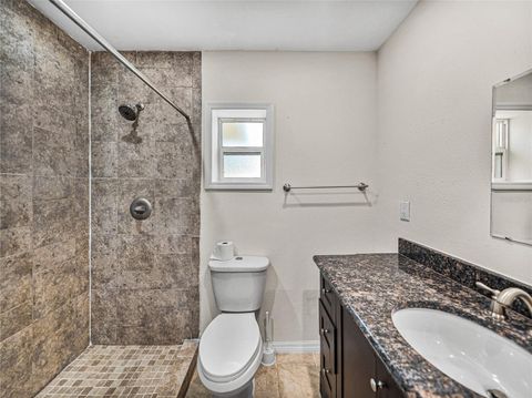 Single Family Residence in DADE CITY FL 34477 POINSETTIA PLACE 28.jpg