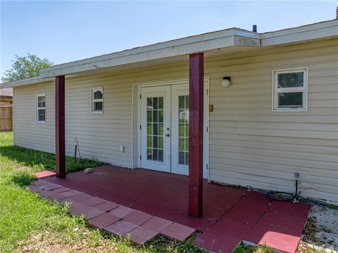 Single Family Residence in DADE CITY FL 34477 POINSETTIA PLACE 38.jpg