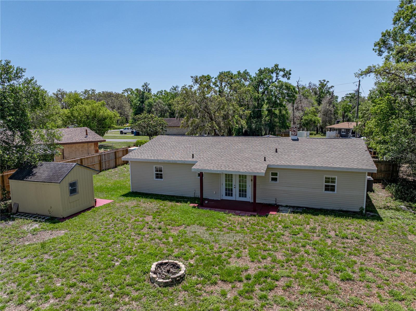 Single Family Residence in DADE CITY FL 34477 POINSETTIA PLACE 39.jpg