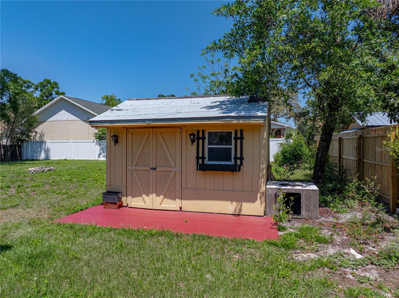 Single Family Residence in DADE CITY FL 34477 POINSETTIA PLACE 43.jpg