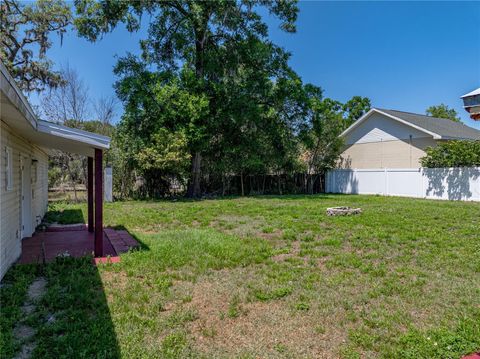 Single Family Residence in DADE CITY FL 34477 POINSETTIA PLACE 51.jpg