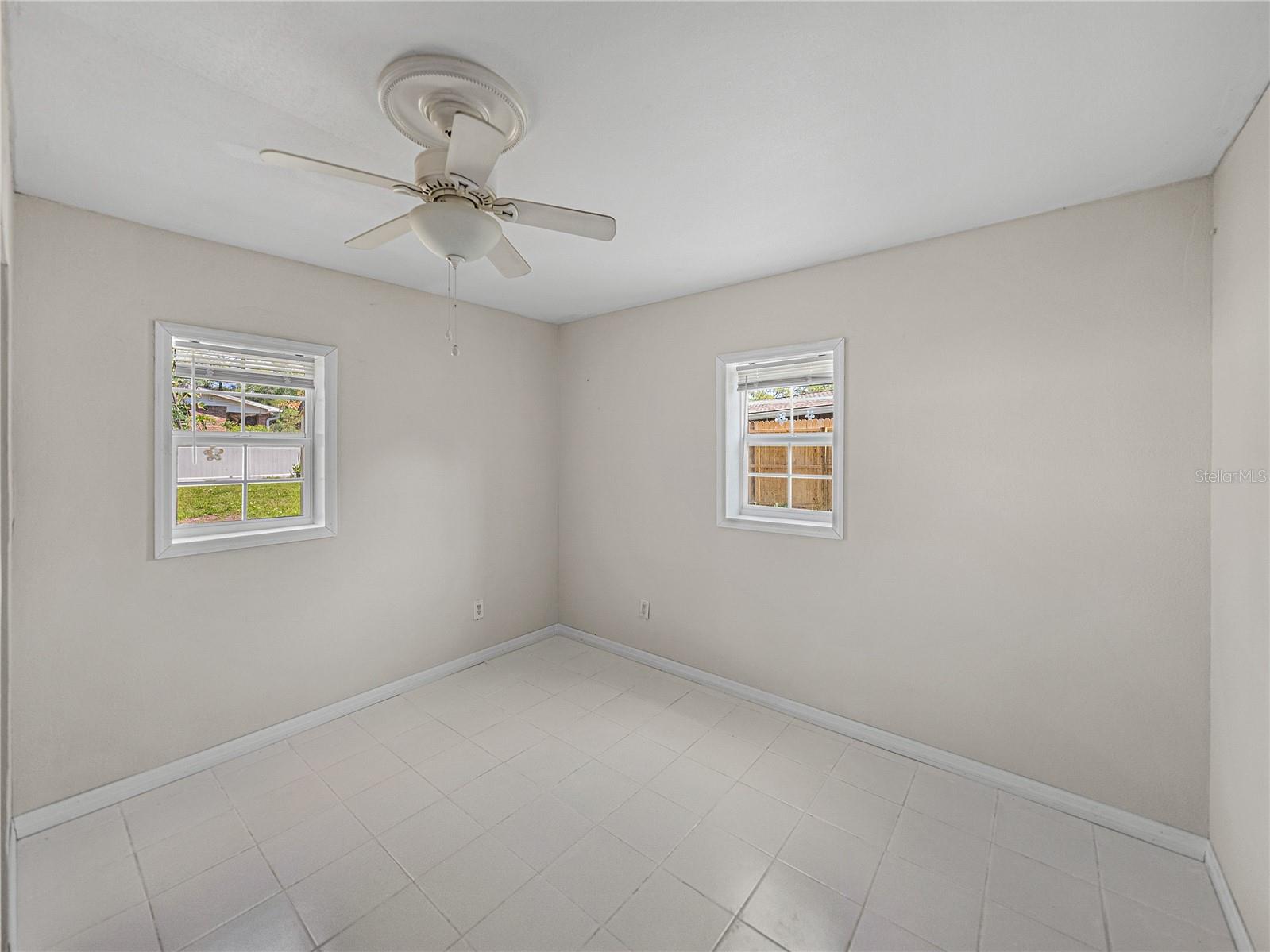 Single Family Residence in DADE CITY FL 34477 POINSETTIA PLACE 33.jpg