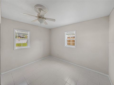 Single Family Residence in DADE CITY FL 34477 POINSETTIA PLACE 33.jpg