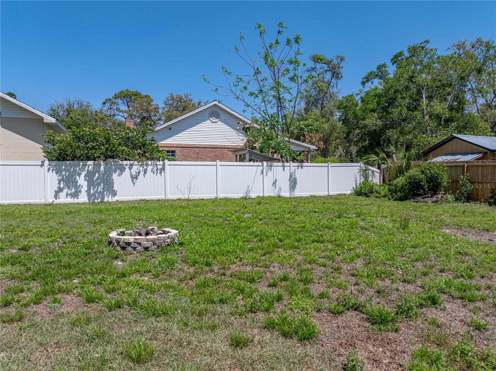 Single Family Residence in DADE CITY FL 34477 POINSETTIA PLACE 52.jpg