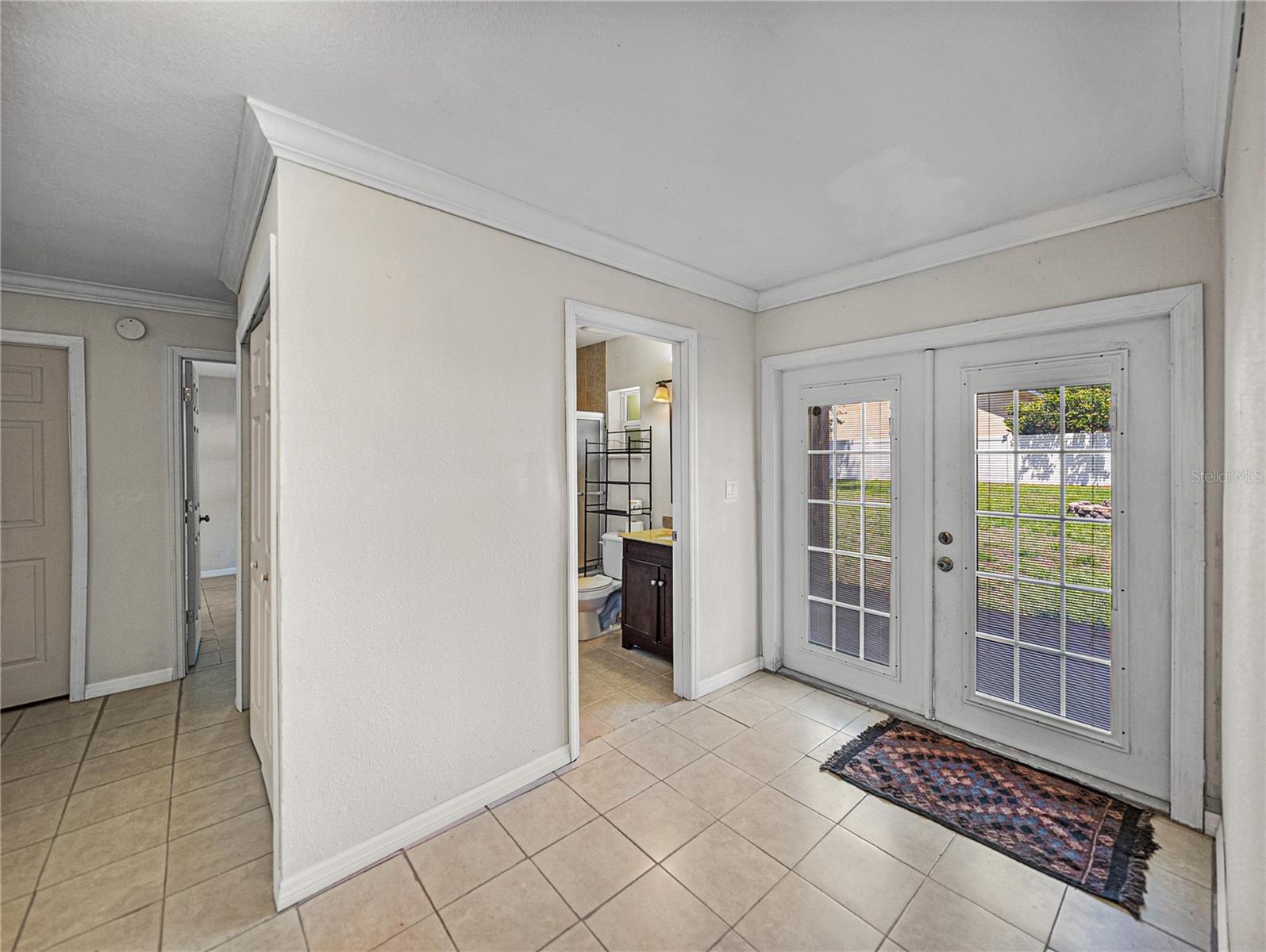 Single Family Residence in DADE CITY FL 34477 POINSETTIA PLACE 25.jpg