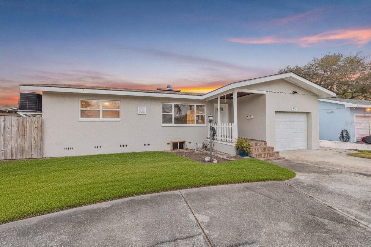 211 89 Ave, Saint Petersburg, FL 33702