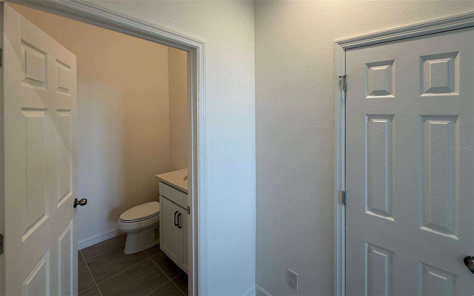 6708 Spotted Eagle Loop, Howey In The Hills, FL 34737 photo
