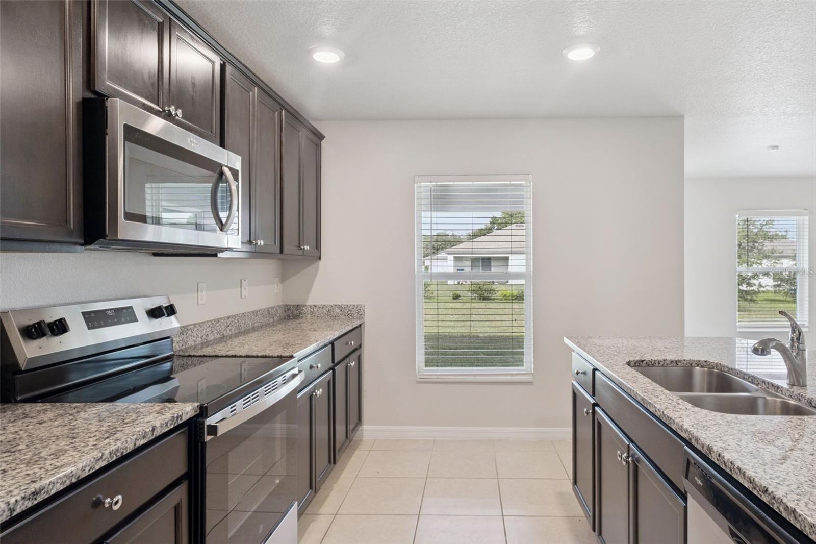 1350 Brenway Dr, Mascotte, FL 34753 photo