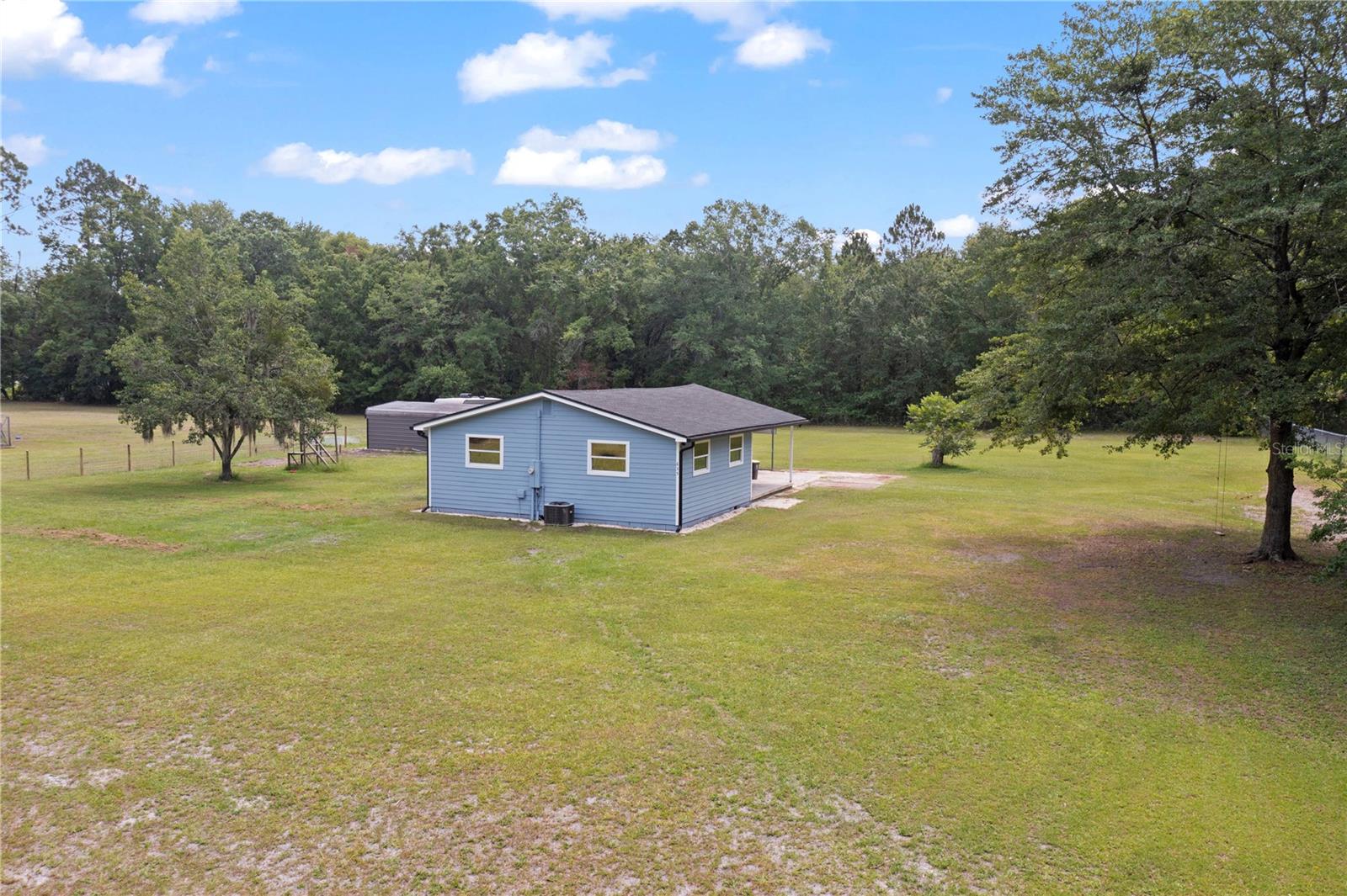 Single Family Residence in JACKSONVILLE FL 635 HARRISON STREET 33.jpg